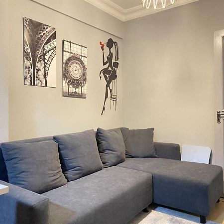 Charming Flat With Balcony In Sinanpasa Besiktas Apartamento Estambul Exterior foto