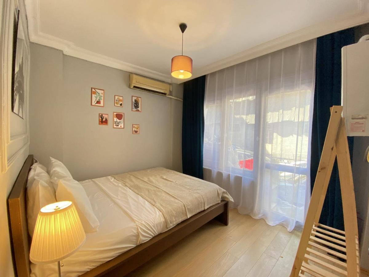 Charming Flat With Balcony In Sinanpasa Besiktas Apartamento Estambul Exterior foto